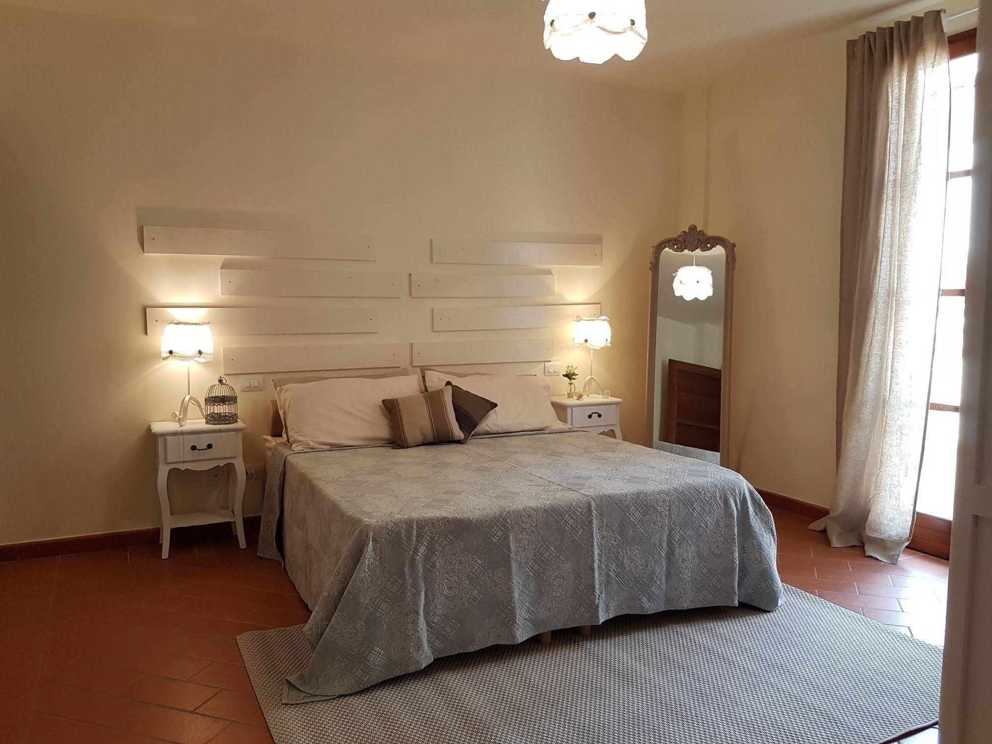 Il Borgo Di *